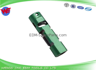A290-8119-Z781 ตัวยึดขาอิเล็กโทรดสีเขียว Fanuc EDM อะไหล่ L 48 มม.
