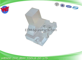 A290-8119-Z783 Fanuc EDM ฐานกระบอกอะคริลิค ฐานกระบอก 42*43*29.6MM