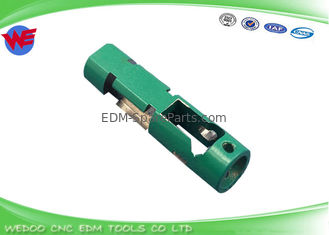 ตัวถือไฟฟ้า สีเขียว Fanuc A290-8120-Z781 ตัวถือปินไฟฟ้า L=46MM
