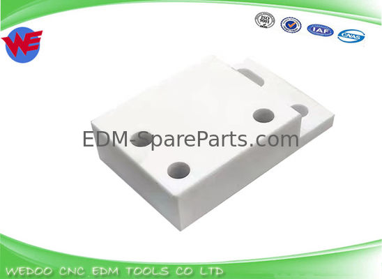 SPM303 SPM เครื่องจักร EDM ลวด แผ่นฉนวนด้านบน 74x46x22 มม.