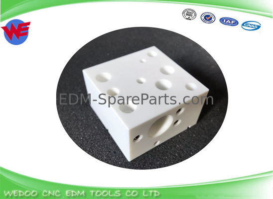 333014043 333017385 คู่มือส่วนต่อประสาน ตัวยึด ชิ้นส่วนเครื่องจักร EDM Agie Charmilles 333017384