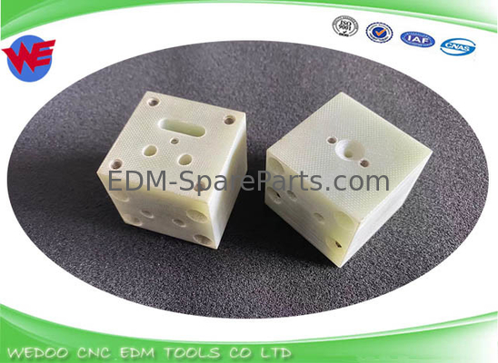 A290-8101-X509 แผ่นแยกชั้นบน Fanuc EDM ส่วน A-C ซีรีส 40*40*34