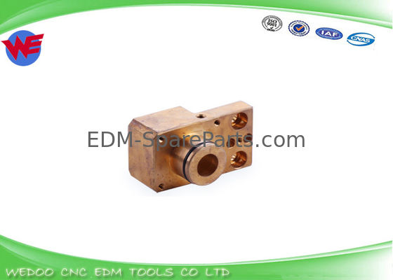 M453 ตัวยึดไกด์ดายล่าง X176C610H01 อะไหล่เครื่องจักร EDM Mitsubishi 69*40*43T