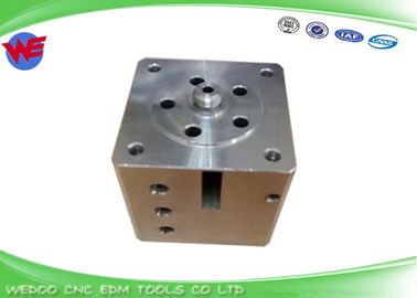 คู่มือถือบล็อก Sodick อีดีเอ็มชิ้นส่วน Die Block F S5013-1 BF275 S819 45 * 45 * 55 มม