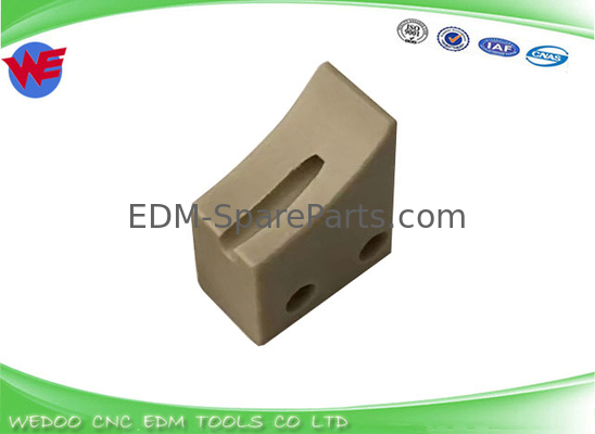 FANUC A290-8119-X628 WIRE GUIDE BASE เซรามิค 14*18*8 Cover F สําหรับ Alpha-1iE