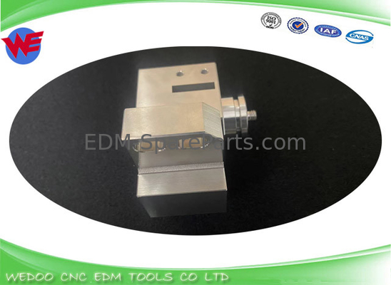 EDM Die Block Upper Lower Guide Holder สําหรับ EXCETEK บ้าน Die 80 * 76 * 50 * 40 * 57T