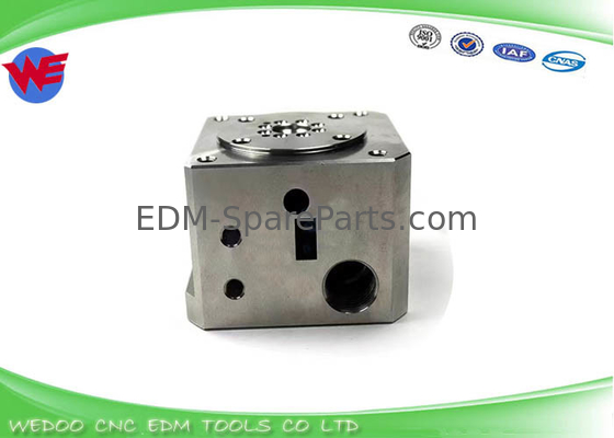 AQ400 AQ600 Guide Holder Block Sodick EDM Parts Die Block L ตําแหน่งด้านบน