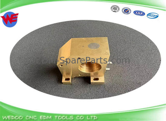 X181A354G51 X181A735G51 ตัวถือคู่นําสําหรับ Mitsubishi FA