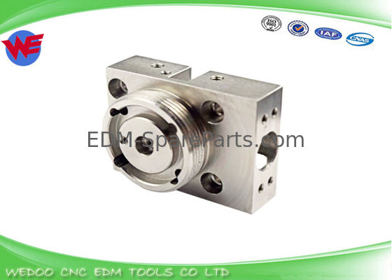ตัวยึดบล็อกล่างสเตนเลส Fanuc EDM ชิ้นส่วนสึกหรอ A290-8119-X76 52x42x33.5