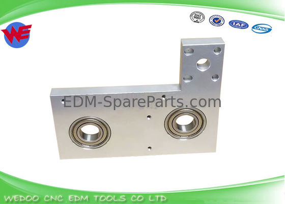 SS วัสดุ DWC Fanuc สาย EDM ชิ้นส่วนการใช้งาน A290-8119-X384 แผ่นบรรทุก 135 * 108MM